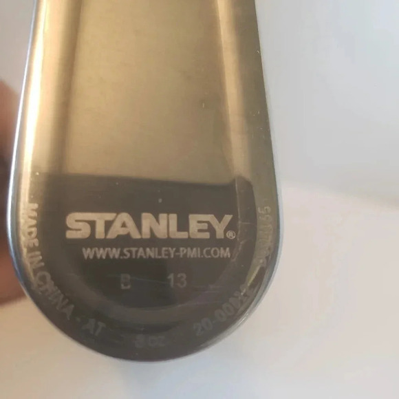 Stanley Since 1913  Classic Stainless Steel 8oz Flask. - Picture 3 of 9